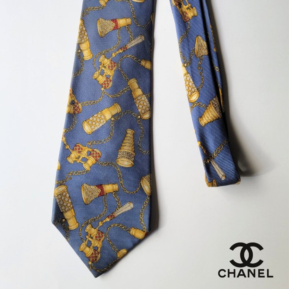 CHANEL Men's Vintage Tie 100% Silk Made in Italy Classic Opera Glasses Authentic